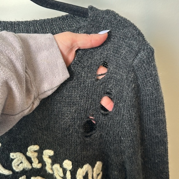 Wildfox Dark Gray Knit Wool Blend Distressed Sweater Caffeine Machine Size Small - Picture 5 of 9